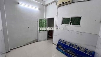 CHO THUÊ PHÒNG TÔ HIẾN THÀNH WC RIÊNG, MÁY LẠNH 2tr8