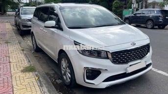 Kia Sedona 2.2 DAT Luxury 2019 - 56000 km