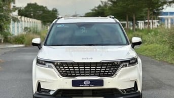Kia Carnival 2022 Signature 2.2D - 38000 km