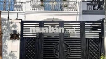 Cần Nhà Nhà Lầu Sổ Riêng Full Thổ Cư Đã Hoàn Công, Nhà Ngay Cổng 11