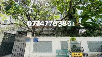 Biệt Thự khu VIP, 220m2( 12.5 x 18m ) đường 10m Thăng Long P4 Tân Bình