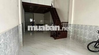 cho thuê nhà hẻm trưởng chinh p12 tân bình. DT: 4m x 15m giá 8tr5