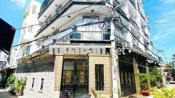 Cho thuê nhà giá rẻ 7 x 14 có 3 lầu 4pn 5wc sân thượng