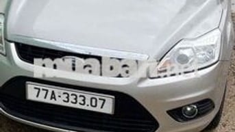 Ford Focus 2010 gia đình sử dụng
