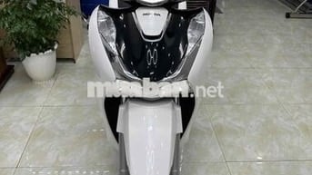 SH 160CHINHCHỦ 2025 ODO 1K NHƯ MỚI GIÁ TỐt