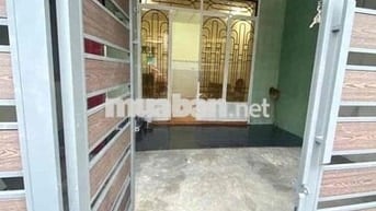 Cho thuê nhà gần giáo xứ Khiết Tâm,/Lê Thị Hoa,p.Bình Chiểu TD giá 8tr