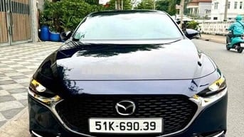 Mazda 3 2022 1.5L Luxury - 2800 km