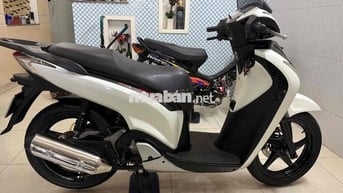 Honda Air Blade 2022 - Điểm nhấn từ động cơ 160cc  SH150 Form Ý ĐKLĐ 10/2010 xe keng , chưa rớt đầu