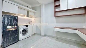 NEW! STUDIO TÁCH BẾP, FULL NỘI THẤT, CỬA SỔ TRỜI GẦN NGÃ TƯ HÀNG XANH