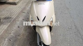 Cần bán xe như hình máy móc ko bàn ,hình thức đẹp