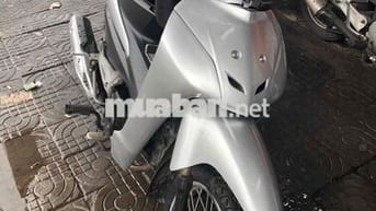 Xe Wave sên cam kêu nhẹ