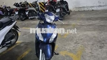 Bán xe máy Vision màu xanh nữ sử dụng