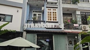 Cho thuê nhà nguyên căn 1 trệt, 2 lầu, hẻm nhựa 9m xe hơi vào tận cửa