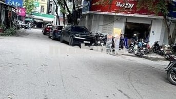 Cho thuê nhà ngõ 40 Trung Kính, Dt 60m2 x 2 tầng làm Vp, Kinh doanh