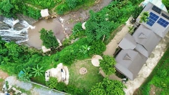 CN homestay, nhà hàng sẵnkinh doanh 3ha bám suối thác cựcđẹp Hòa Bình