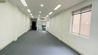 cho thuê văn phòng 60m2 mặt tiền đường nguyễn công trứ Q1 