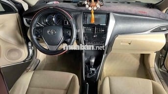 Toyota Vios Sedan 2020 màu vàng cát