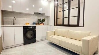 Bán Nhà, Phố VIP Bạch Mai 50m, tầng 1, mt 4,3m, giá 4,35 tỷ.