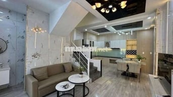 Bán nhà Trần Bình, 43m, full nội thất xịn, sát ôtô 9 tỷ hơn.