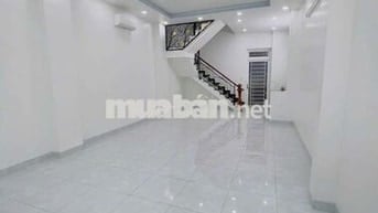 Nhà mới đẹp rẻ hẻm thông xe tải thống nhất 5x20 đúc 3 lầu giá rẻ 23tr