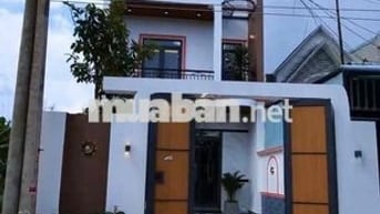 nhà ngộp bank shr ngay chợ bình chánh giá 900tr cho thuê 11tr/tháng