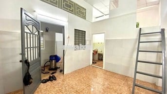 Phòng trọ 2pn nội thất cơ bản gần Bùi Viện cầu Nguyễn Văn Cừ Giáp Q3