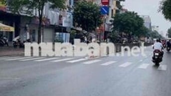 4Tầng Mặt tiền lý thường kiệt gần ngã tư Bắc Hải, lề đường 6m