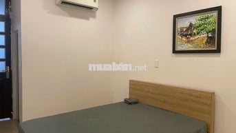 Cho thuê phòng trọ 40m2 đường Nguyễn Du, Quận 1