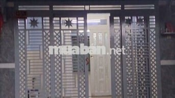 Nhà 2 mặt hẻm. 2 phòng ngủ, 2 vệ sinh