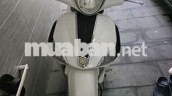 Xe máy Piaggio Liberty màu trắng sản xuất 2011