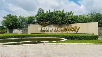 Thanh lý 3 nền 100m2 ngay trường học.Không lỗi.Giá 1,750 tỷ bao thuế