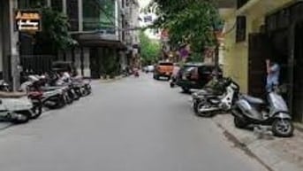 Bán nhà phân lô mặt ngõ đường Cầu Giấy dt 100m², mặt tiền 6,6m giá 308