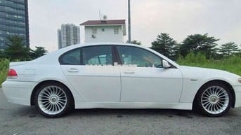 BMW 735i. 2005 - 1567 km