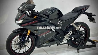 YAMAHA R15V3 2019