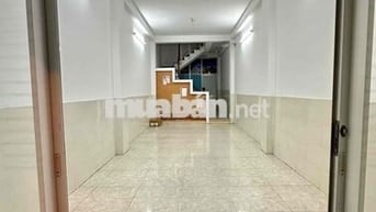 Cho thuê nhà hẻm lớn Nguyễn Hữu Cảnh, BT. DT 60m 4 tầng (5PN, 4WC, 1B)