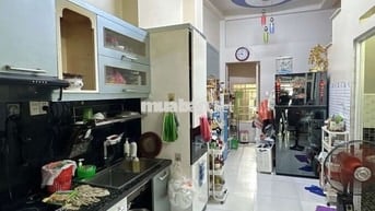 MẶT TIỀN VỪA Ở VỪA KD- NGAY CHỢ THỦ ĐỨC - 81M - 2 TẦNG - CHỈ 9 TỶ.