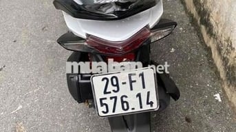 mình có xe vision 2021 cần bán xe đi ít còn đẹp