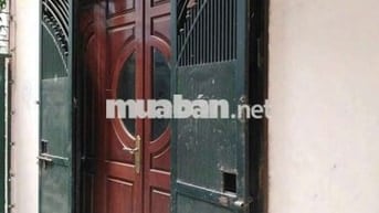 Cho thuê nhà tiện đi lại, nội thất đầy đủ