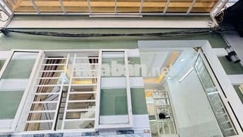 1,590 Tỷ bớt lộc nhà 2 lầu 4 PN 3 WC hẻm 2581/ Huỳnh Tấn Phát