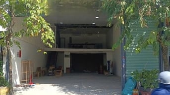 Cho thuê kho 220m2 Tô Ký , 8x22m gác cont đến cửa điện 3pha