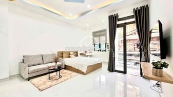 🔥CĂN HỘ BAN CÔNG SIÊU THOÁNG, MÁY GIẶT RIÊNG - NGAY CV LÊ THỊ RIÊNG