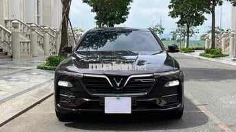 Vinfast Lux A 2.0 Premium 2019 - XHĐ cty