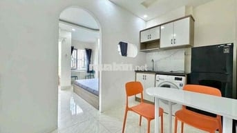 Cho thuê căn hộ dịch vụ full nội thất ban công, giá rẻ