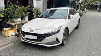 Hyundai Elantra Đặc biệt 2024