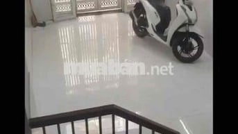 NC MẶT TIỀN HẺM 8m, 3,8x10 1trệt 1lửng 2 lầu 1st 3pn 3wc 13,5Tr