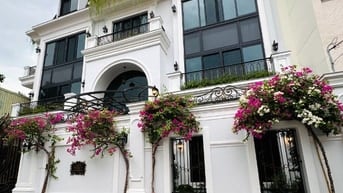 Hàng đầu tư 33,5tỷ Biệt thự 3 tầng 180m2 ngang 10m rẻ nhất Trần Não Q2