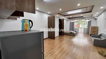 Cho Thuê Căn Hộ Studio Ban Công Rộng Thoáng Full NT Nguyễn Chí ThanhQ5