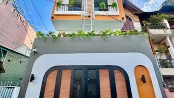 Bán gấp CHDV 16 phòng full NT hẻm 6m đường Phan Huy Ích, p12, Gò Vấp