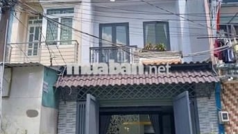 NHÀ ĐẸP 3 TẦNG, SÁT MẶT TIỀN, GẦN CÔNG VIÊN LÀNG HOA. CHỈ 5.9 TỶ TL.