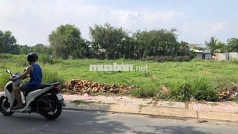 Tối bán gấp lô đất 130m2 giá 1tỷ4 đường Hồ Văn Tắng xã Tân Phú Trung